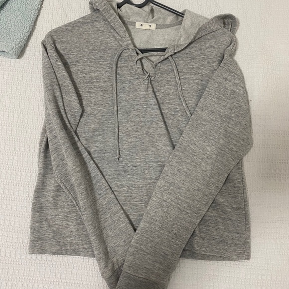 Garage sweater - Picture 2 of 7